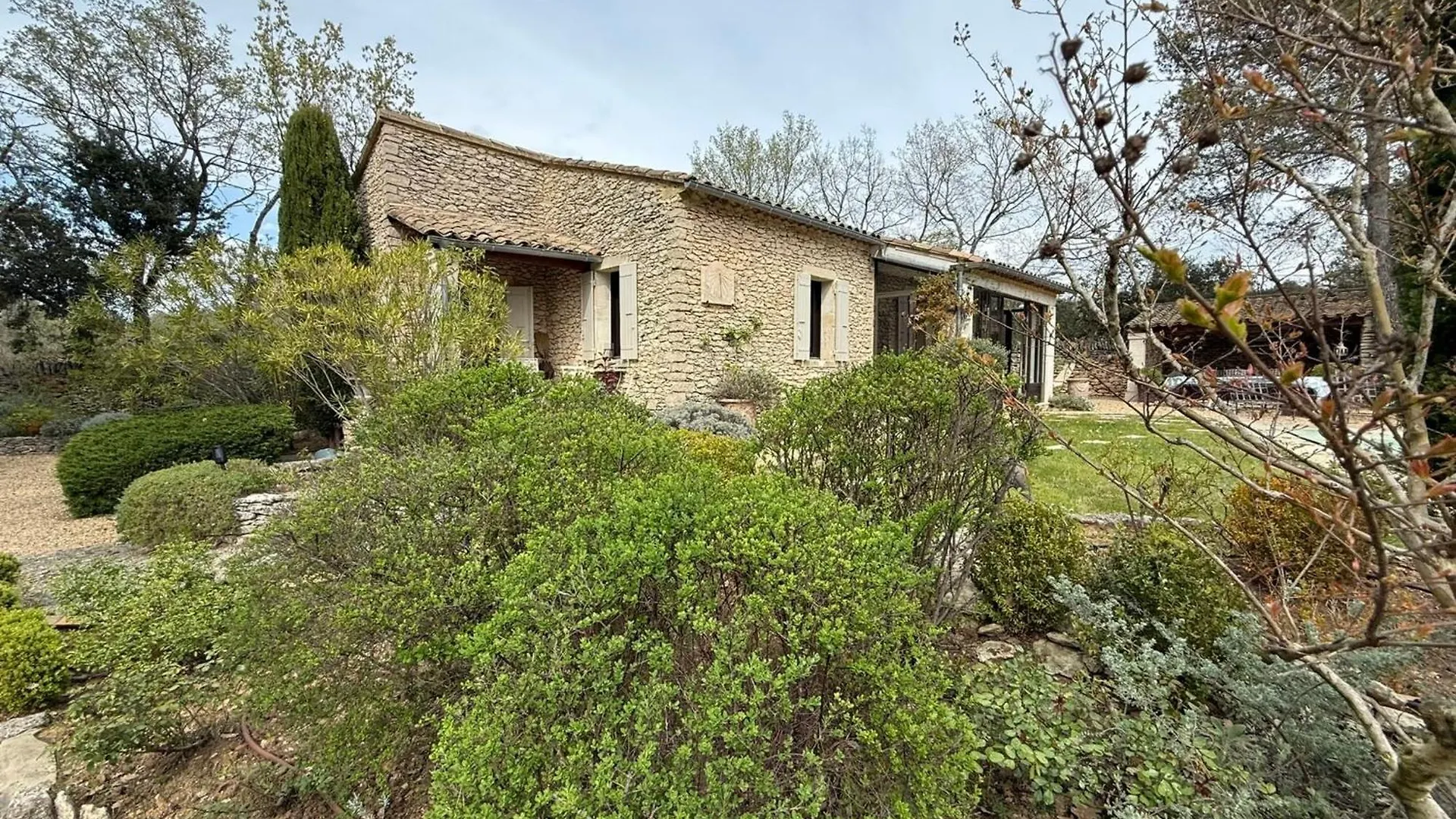 Beautiful Provencal Villa With Pool And Jacuzzi Lacoste  Holiday home Lacoste (Vaucluse)