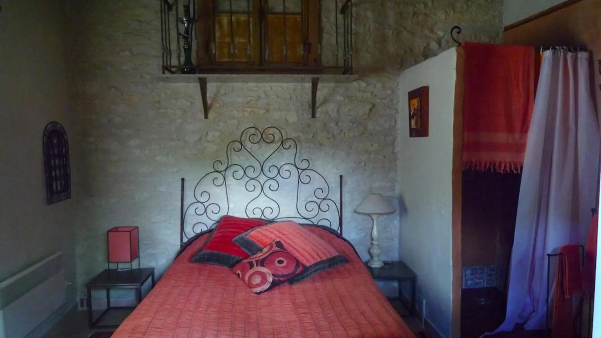 Beautiful Provencal Villa With Pool And Jacuzzi Lacoste