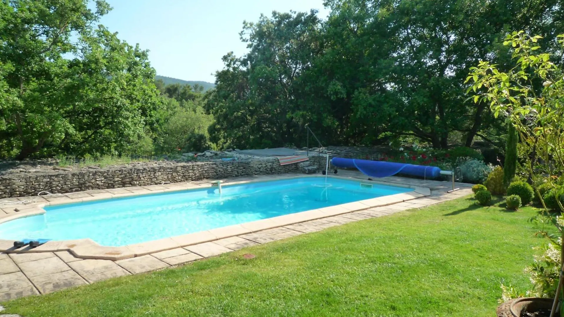 Beautiful Provencal Villa With Pool And Jacuzzi Lacoste  Holiday home Lacoste (Vaucluse)